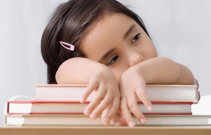 Hiểu nguyên nhân trẻ mất tập trung trước khi áp dụng phương pháp