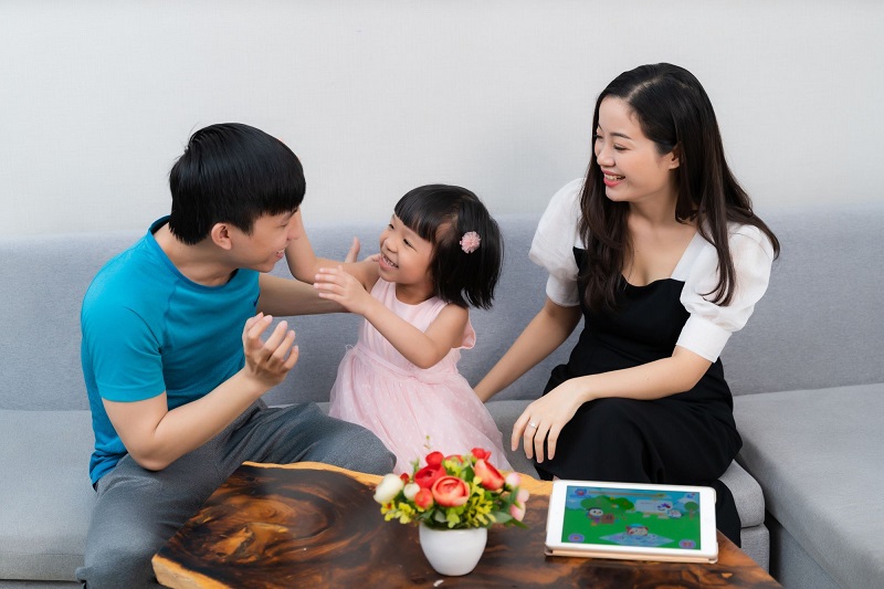 Tạo môi trường giao tiếp lành mạnh trong gia đình